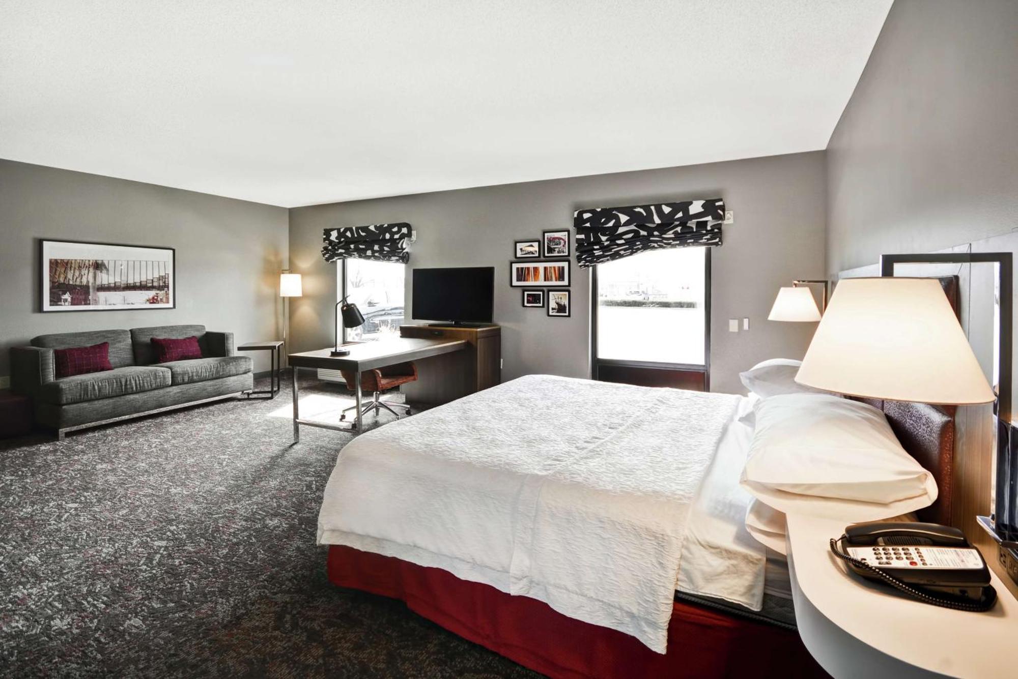 Hampton Inn & Suites Columbus-Easton Area Екстер'єр фото